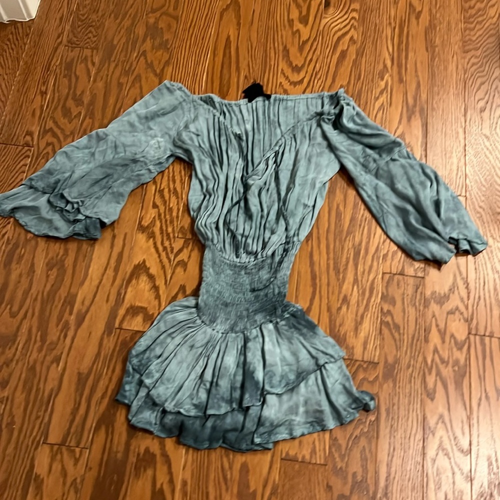Blue Life, Small swim coverup with flowing sleeves and cinched waist